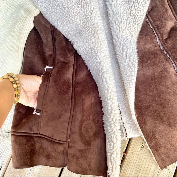 Teddy/Sherpa Moto fall jacket w vegan suede leathen & western/boho/country vibe - Picture 7 of 16